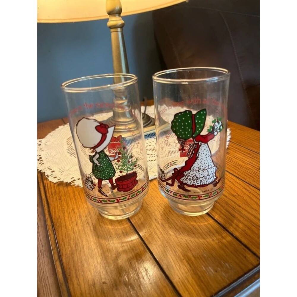 Set of Holly Hobbie Coke Holiday glasses tumblers